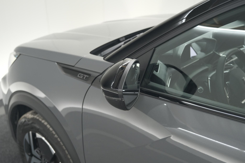Peugeot 2008 puretech 130 eat8 gt | 360 camera | stoelmassage | adaptieve c