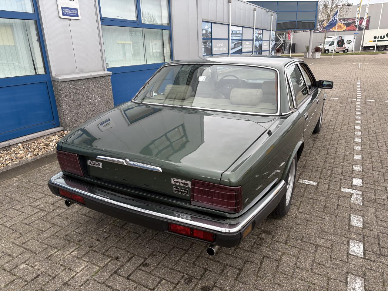 Jaguar XJ40 Sovereign youngtimer