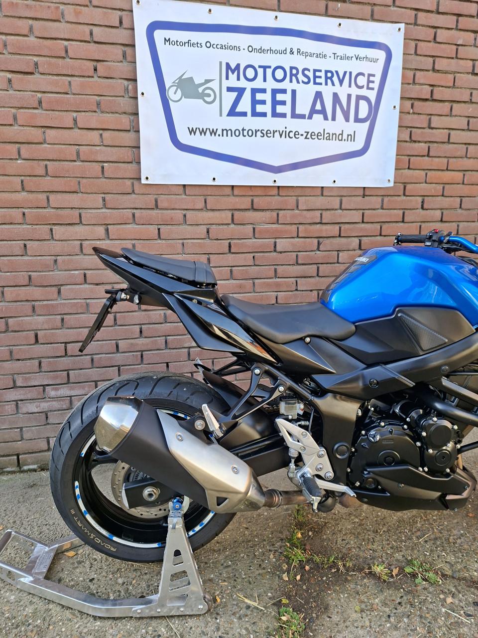 Suzuki GSR 750 (ABS)