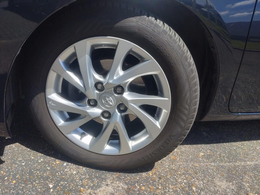 Toyota Auris touring sports 1.8 hybrid | automaat