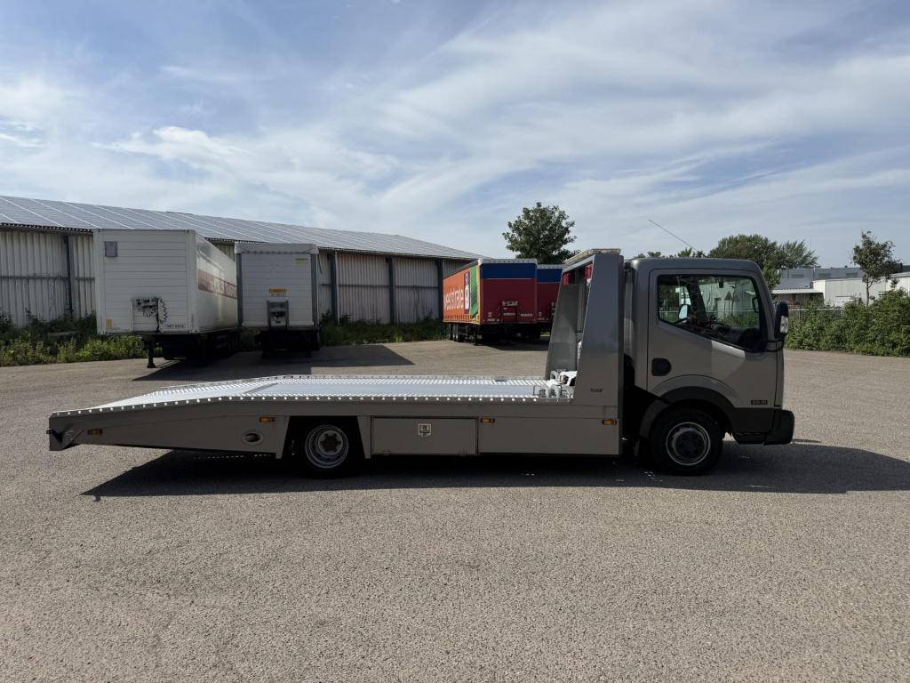 Nissan Onbekend nt400 35.15 3.0 dci tijhof oprijwagen luchtremmen