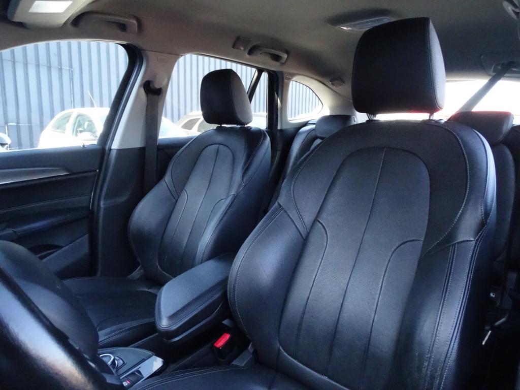BMW X1 sdrive18i x-line | leder | led