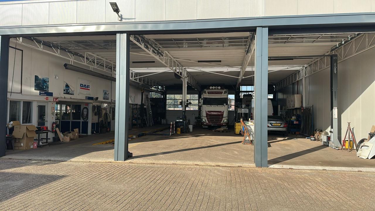 TE HUUR | Multifunctionele bedrijfsruimte-/ werkplaats in Veere