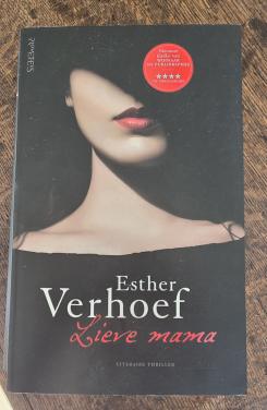 Boek Esther  Verhoef  🤎