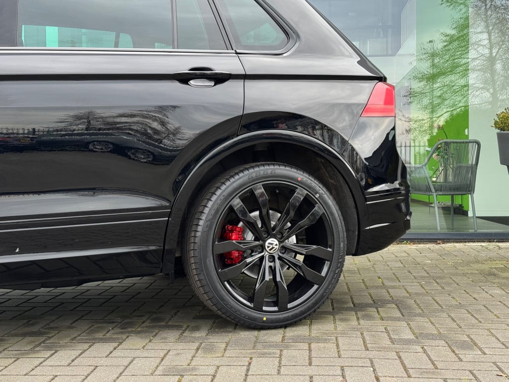 Volkswagen Tiguan 1.5 tsi *black edition * camera * cruise control * clima 