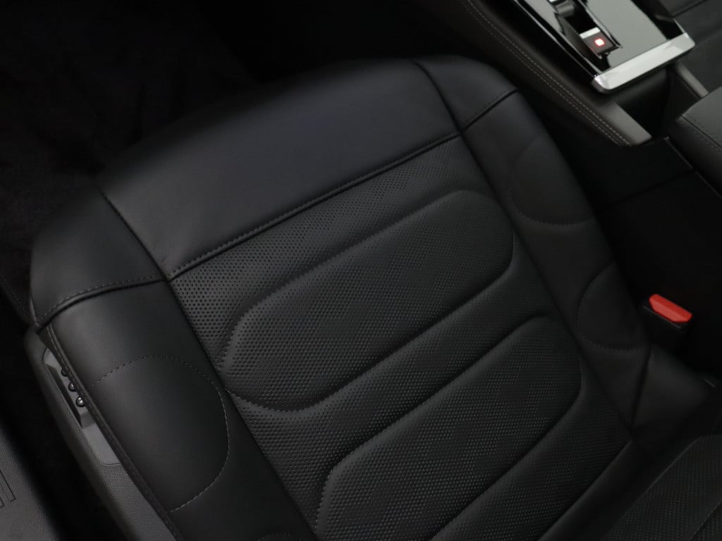 Citroen C5 X plug-in hybrid 225pk automaat max | panoramisch schuif kanteld