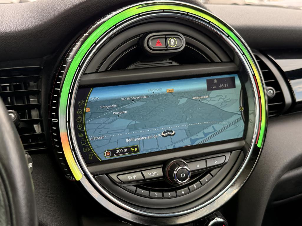 Mini 3-deurs 2.0 john cooper works s 232pk | acc | pano | head-up | harman 