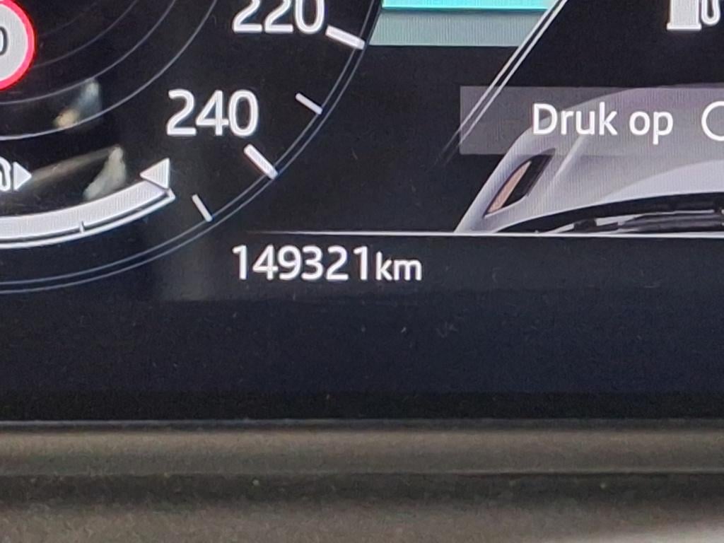 Land Rover Range Rover Velar 2.0 p400e se | elek wegkl trekhaak |