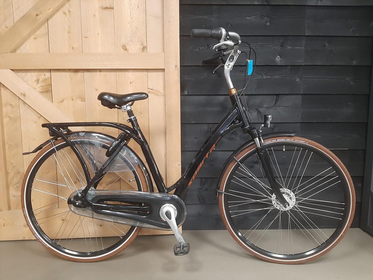 Oerdegelijke nette Sparta Sense met 8 versnellingen