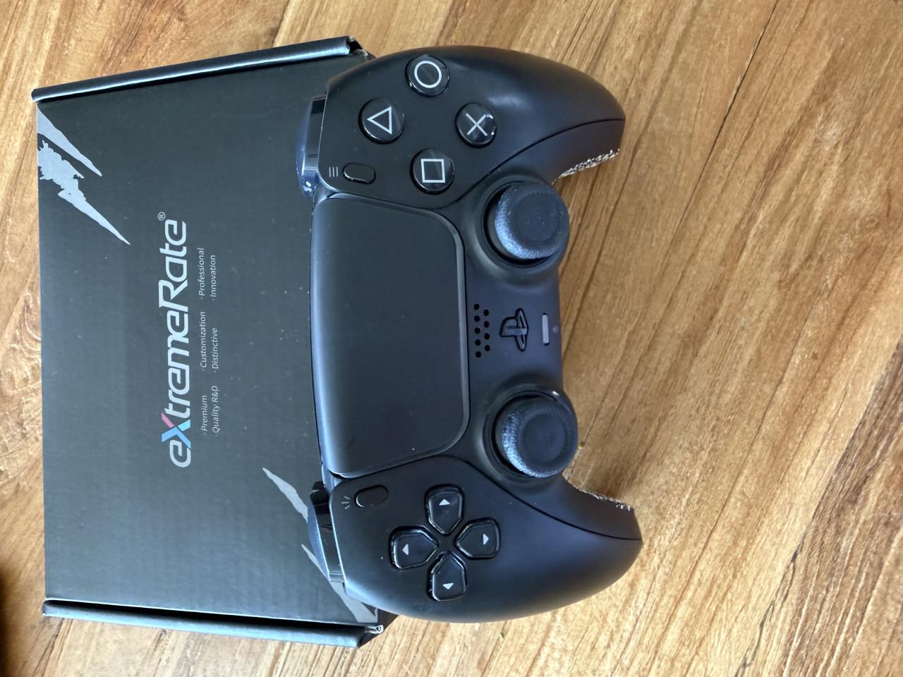 Custom Playstation 5 controller met backpaddles