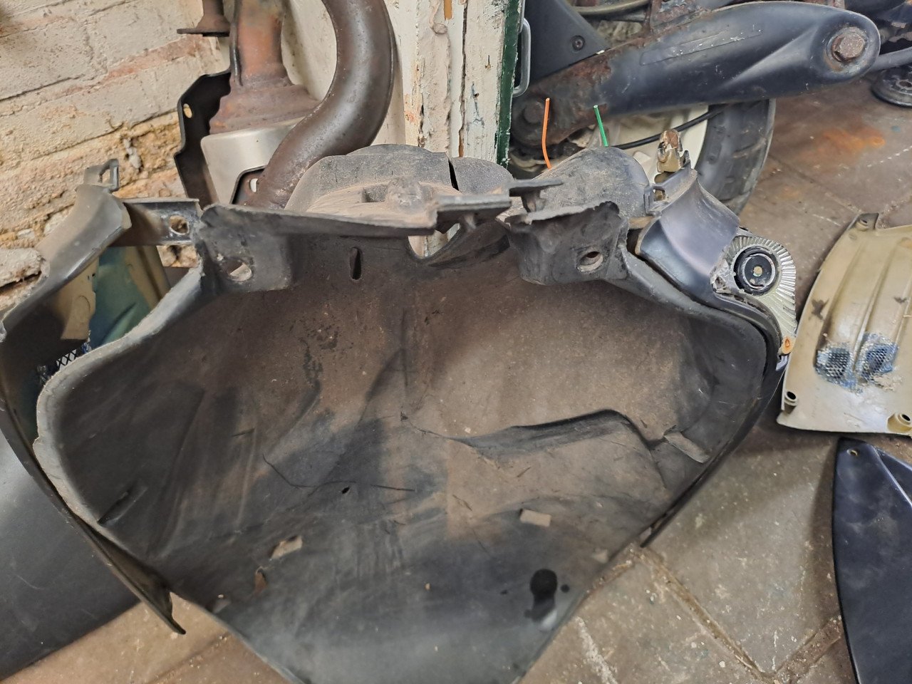 Te koop onderdelen peugeot speedfight