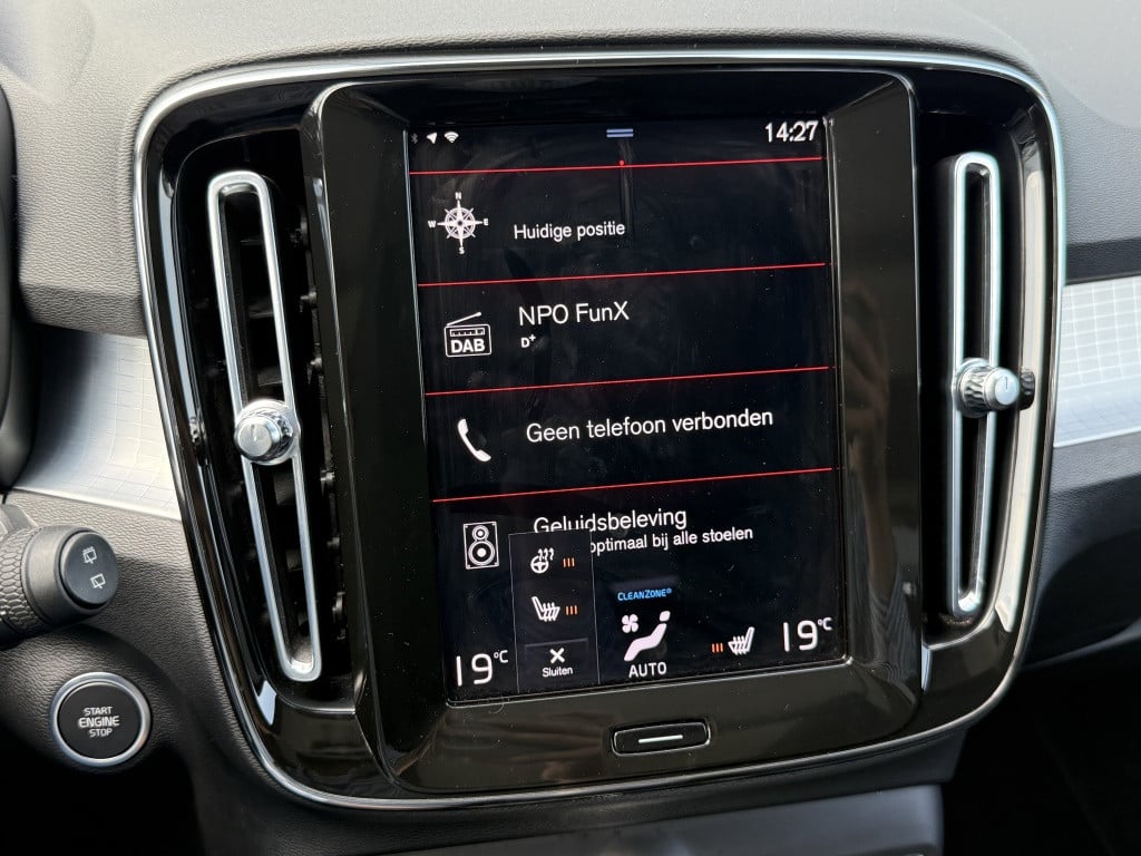 Volvo XC40 t4 211pk recharge inscription exp| panodak| camera| stoel+stuur.