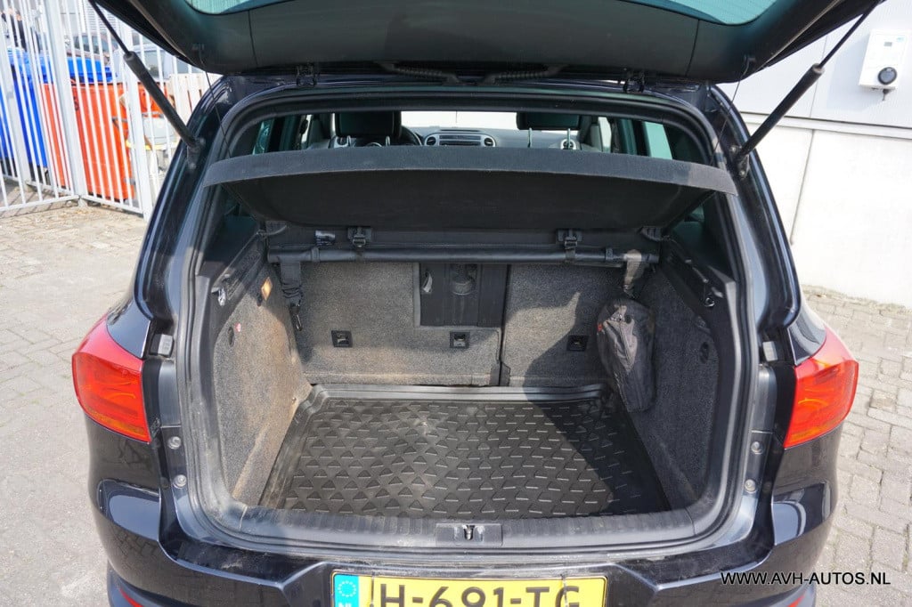 Volkswagen Tiguan 1.4 tsi sport&style 4motion r-line edition