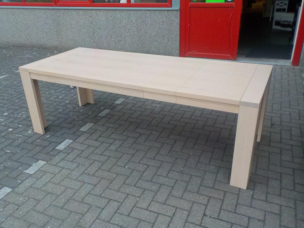 Gebleekt eiken 3 x verlengbare eettafel 160 , 180 , 210 en 240 cm X 100 cm