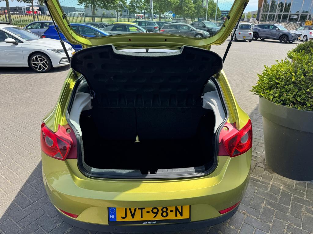 Seat Ibiza 1.4 stylance * carplay * airco * nieuwe apk * pdc