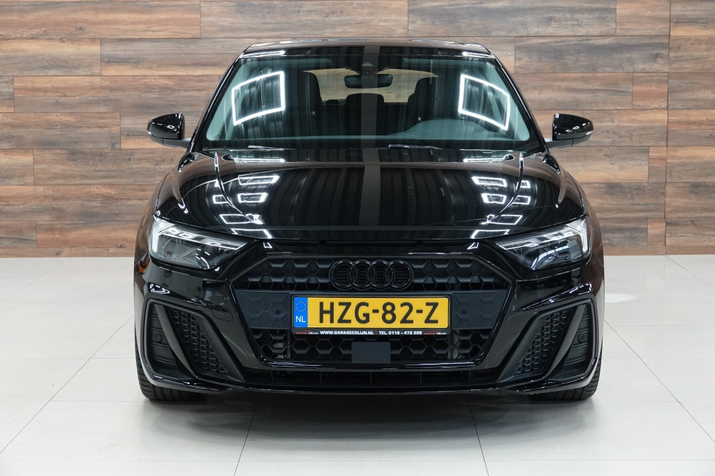 Audi A1 Sportback 35 tfsi | black edition | camera | carplay |