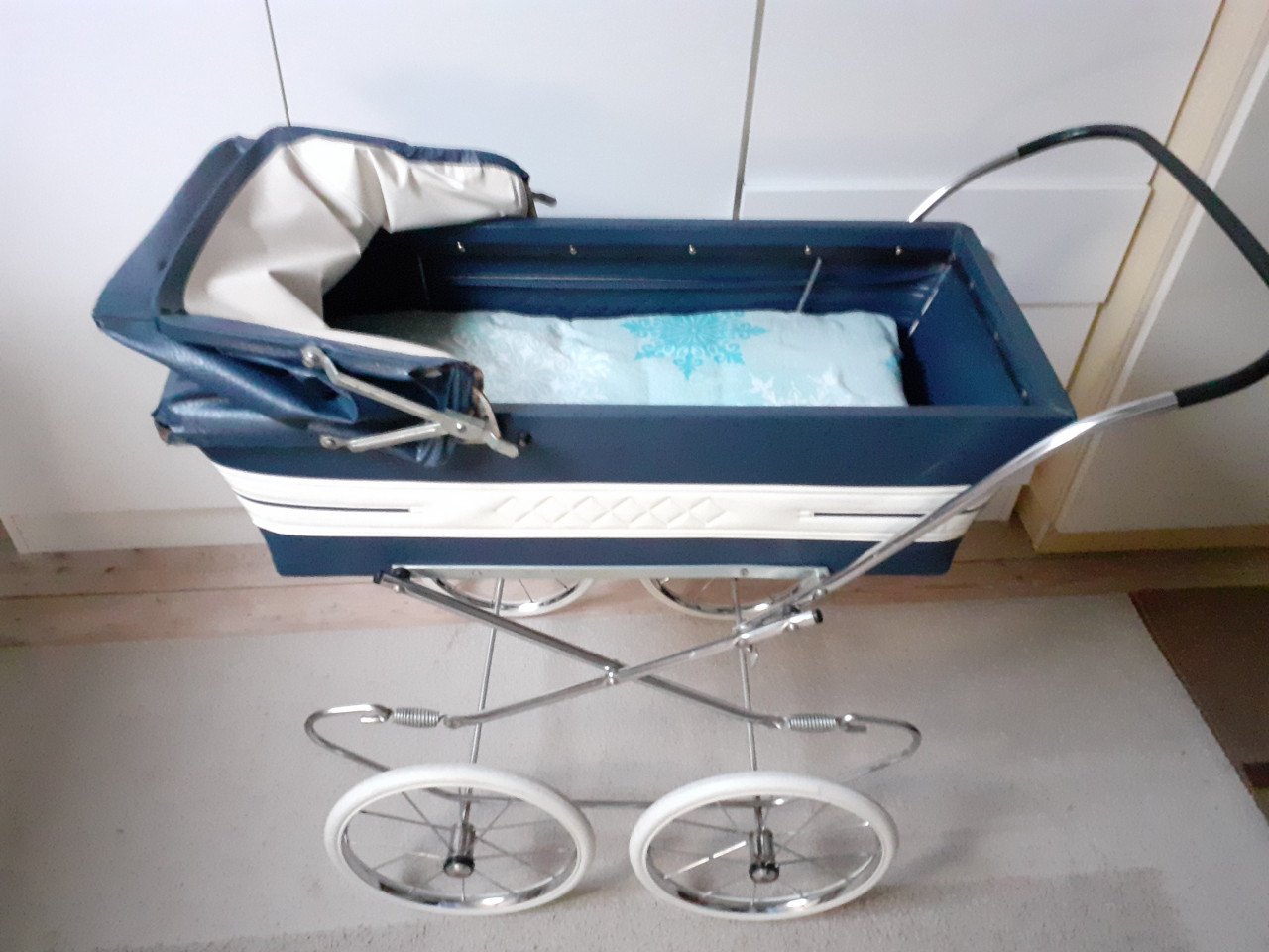 Poppenwagen