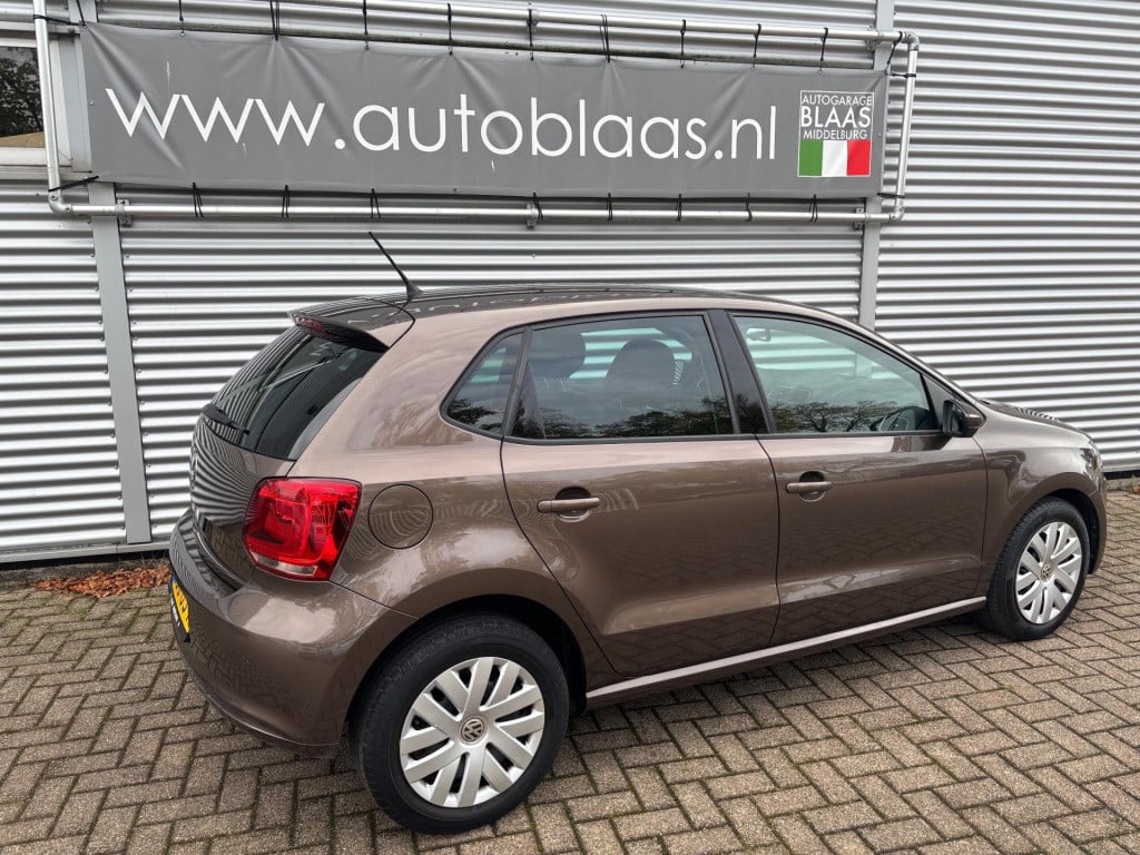 Volkswagen Polo 1.4-16v highline