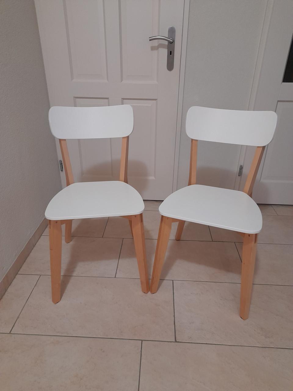 2 Leuke stoelen ( in goede staat )