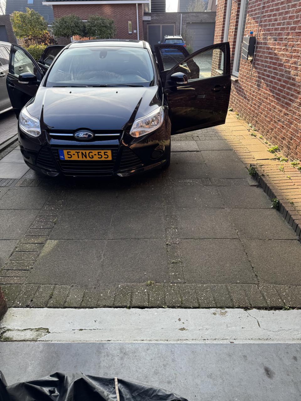 Ford Focus 1.0 Ecoboost 74KW 5-D 2014 Zwart