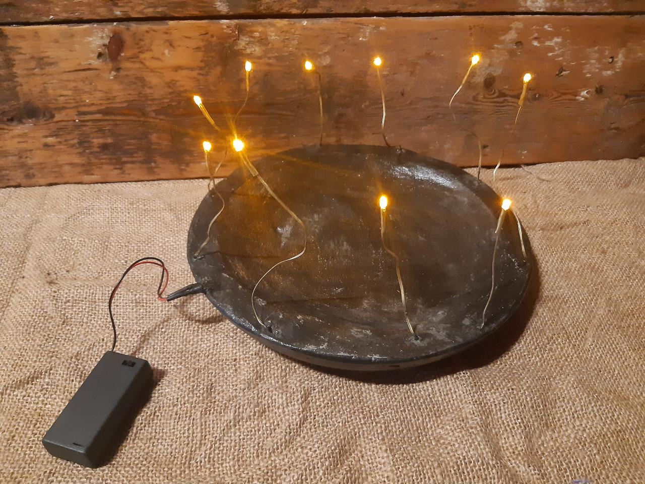 Betonnen schaal met lichtjes en diverse waxine schalen en bakjes (set 5)