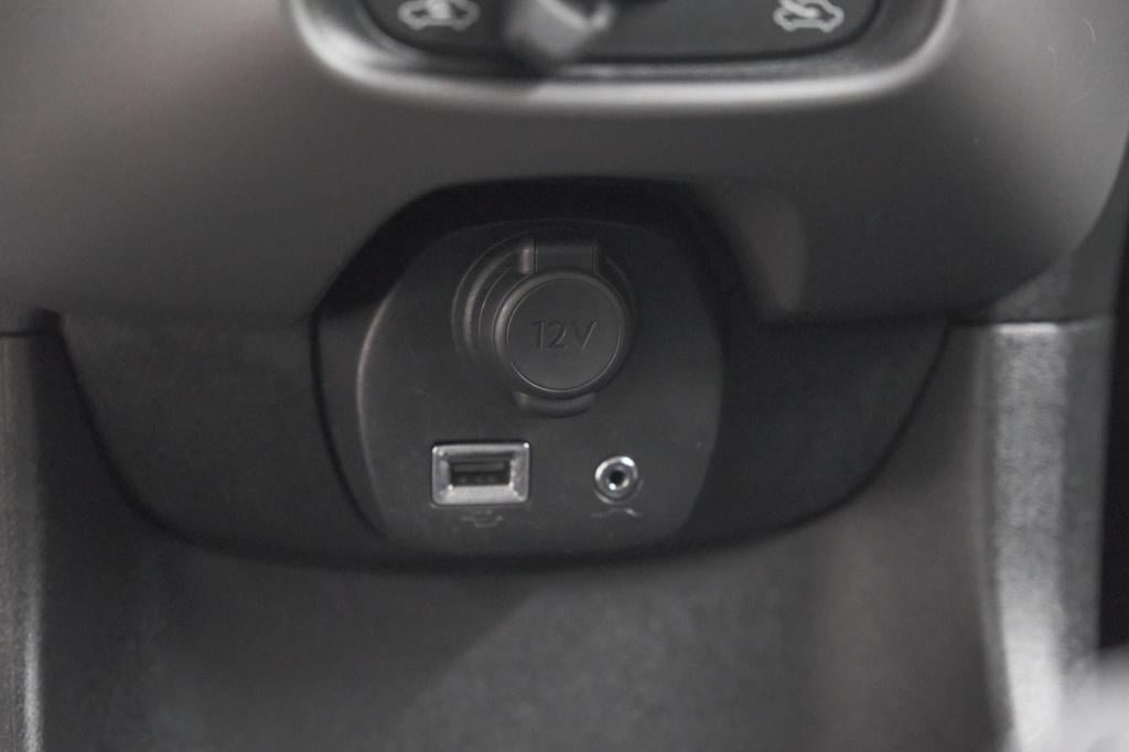 Peugeot 108 1.0 e-vti active | camera | apple carplay | airco | allseason b