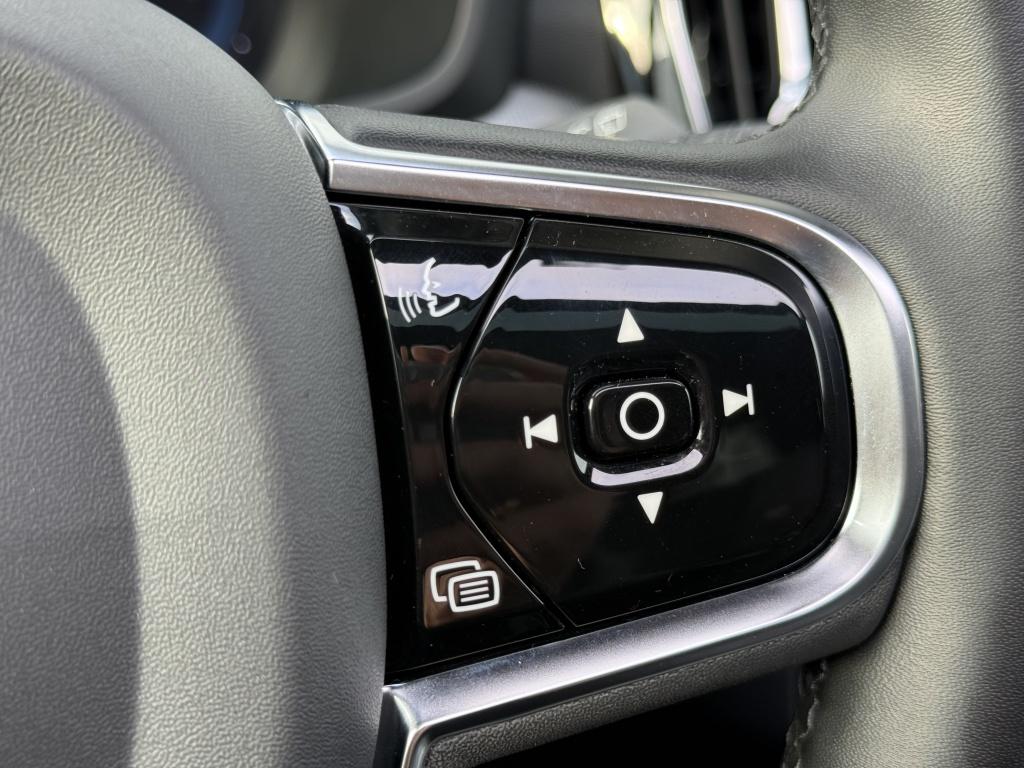 Volvo V60 t6 398pk recharge dark| panodak| adap.cruise| 360camera| trekhaa