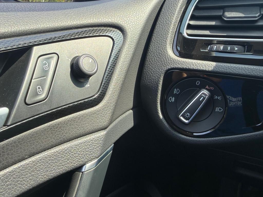 Volkswagen Golf 1.4 tsi connected series automaat