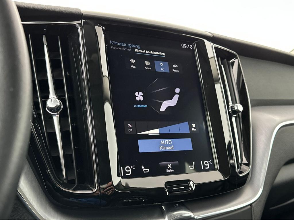 Volvo XC60 t5 253pk momentum| adap.cruise| leder| trekhaak| stoel.verw|