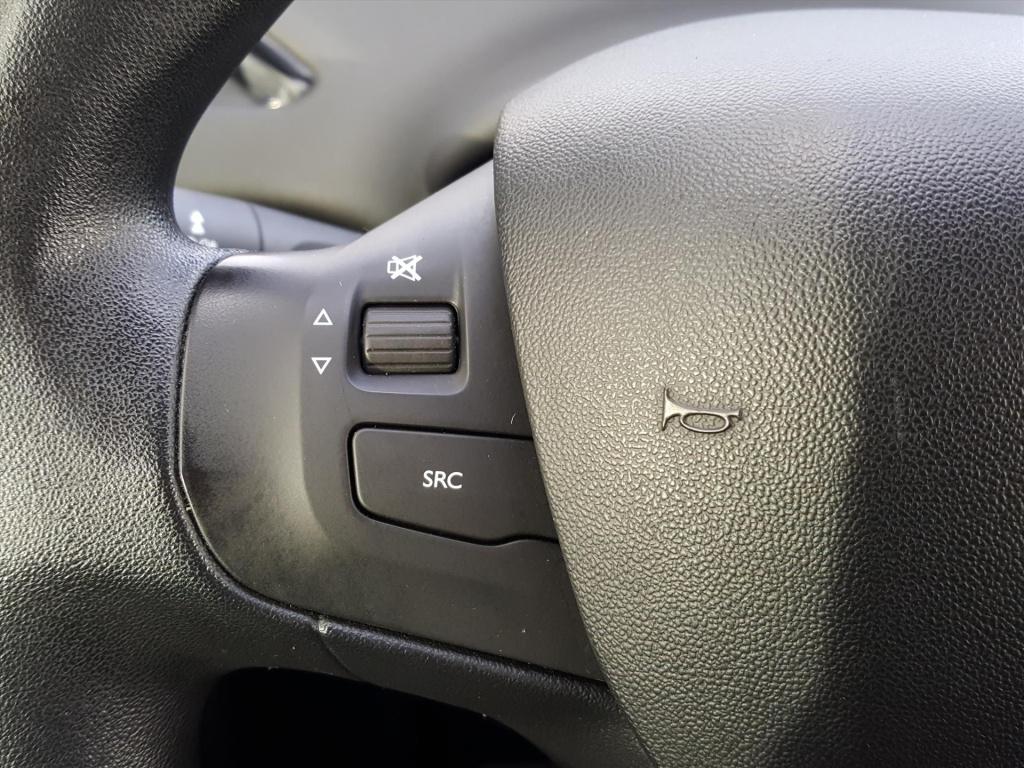 Peugeot 208 envy 1.2 vti 82pk 5d navigatie | cruise & climate control | par