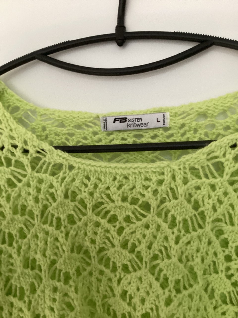 Leuke crop top fb sisters maat L