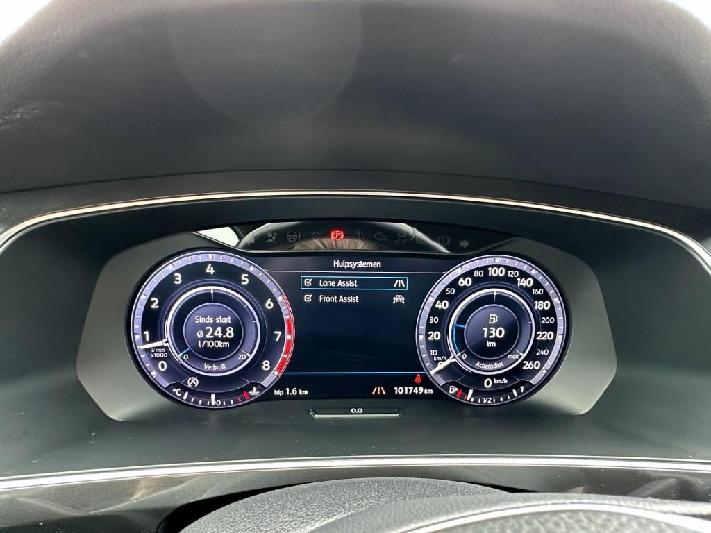 Volkswagen Tiguan 1.4 tsi act connected series r-line panoramadak trekhaak 