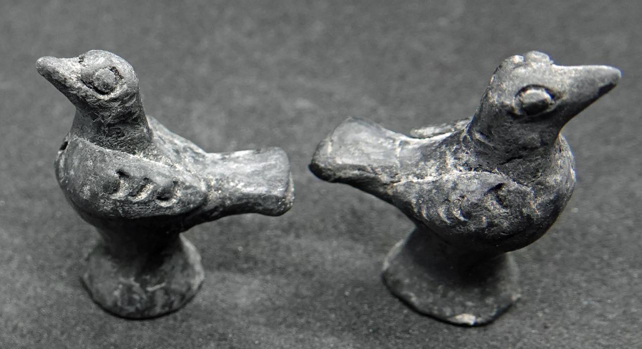 Oude Mexikaanse mini vogeltjes vulkanisch keramiek, fluitje