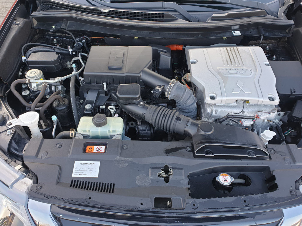 Mitsubishi Outlander 2.0 phev business edition