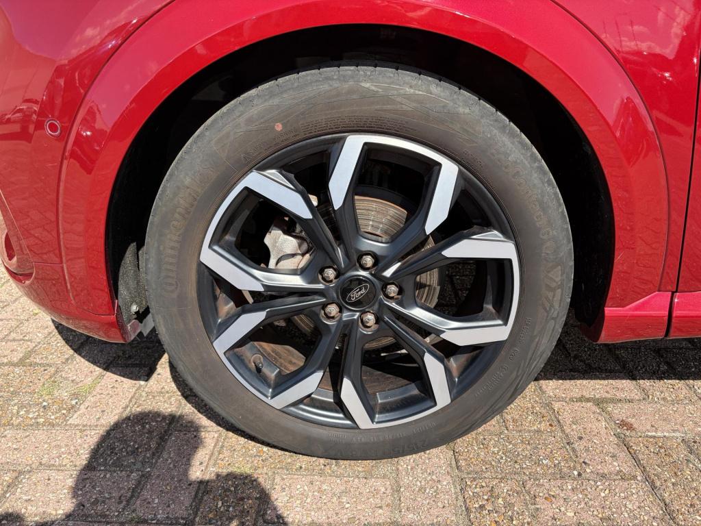 Ford Puma 1.0 ecoboost hybrid st-line x first edition