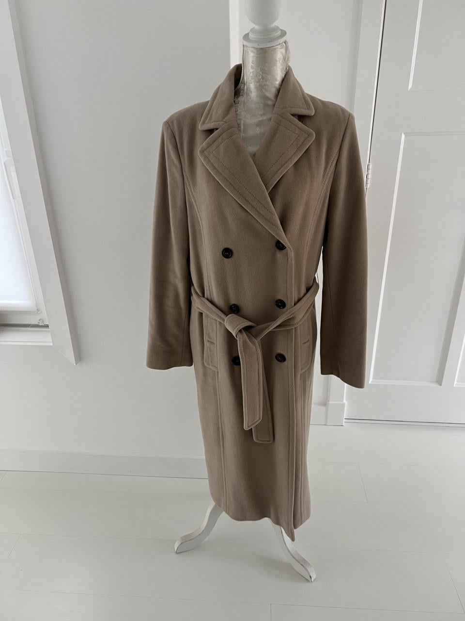 Mantel Marccain / Marc Cain, mt N5 met kleine beschadiging