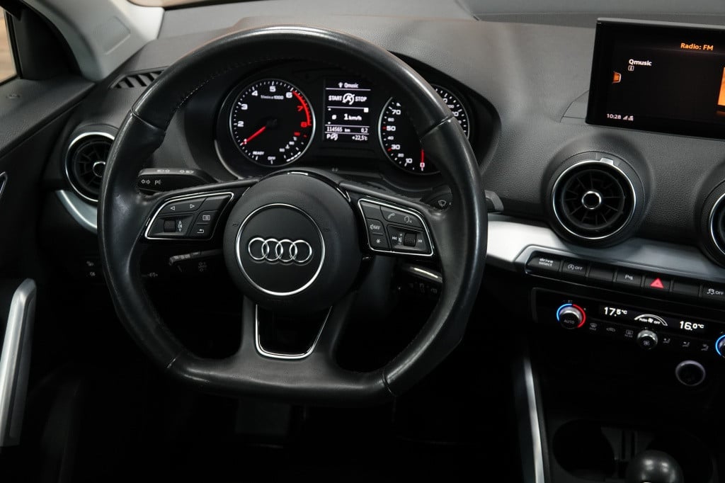 Audi Q2 1.0 tfsi | led | pdc | carplay |