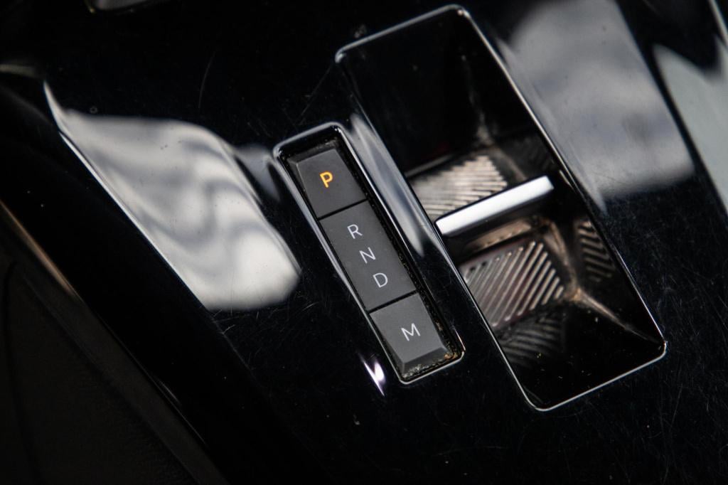 Opel Corsa 1.2 turbo gs black line / apple carplay / automaat / 360 camera 