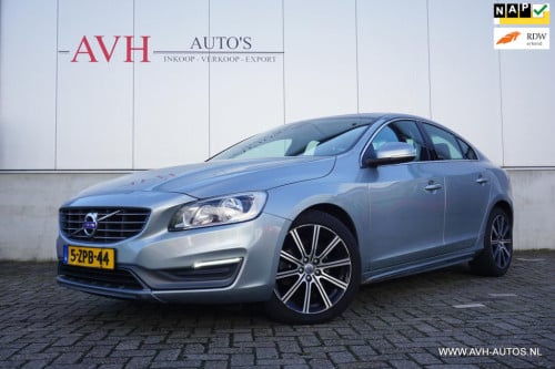 Volvo S60 1.6 t3 momentum