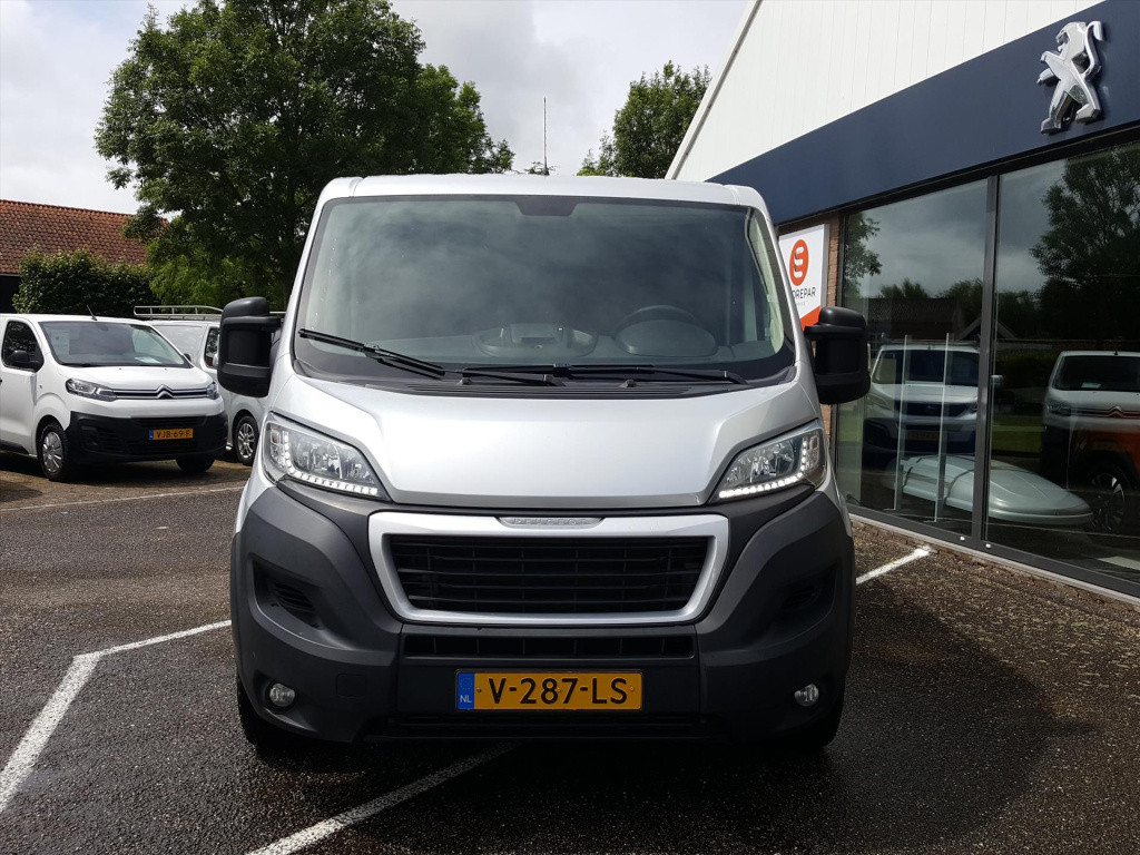 Peugeot Boxer gb 330 l1h1 bluehdi 130pk premium pack navigatie | airco | cr