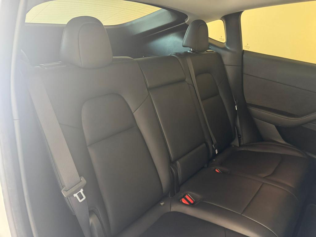 Tesla Model Y long range awd 75 kwh