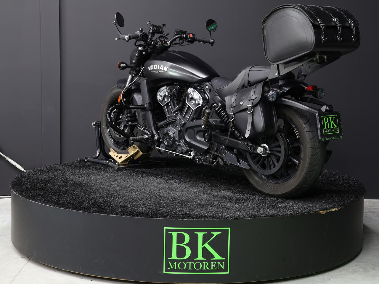 SCOUT BOBBER | Dr. Jekill & Mr. Hyde | BTW Motor