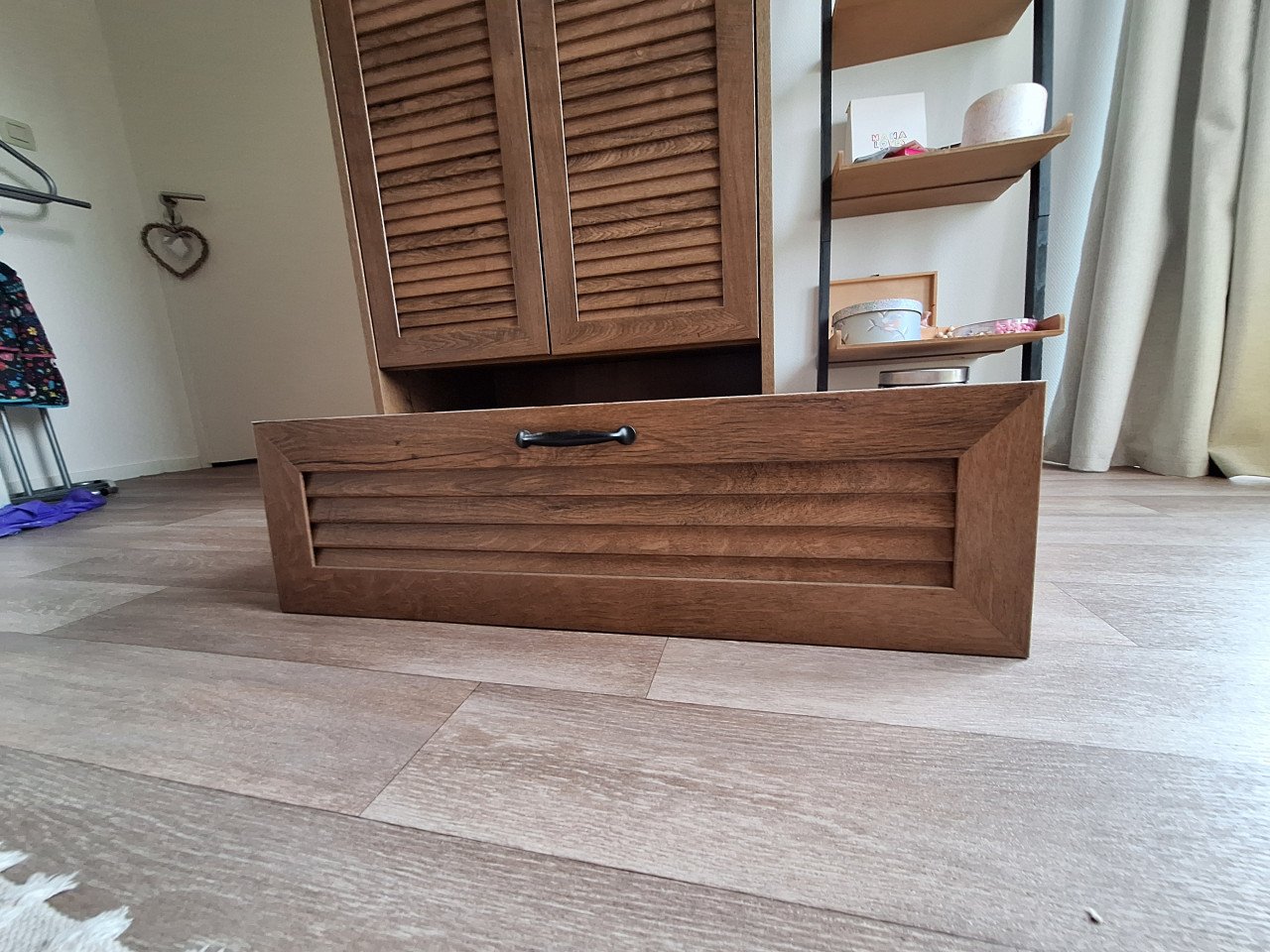 Kast van de Jysk