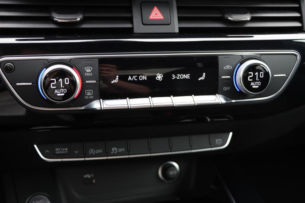 Audi A4 limousine 35 tfsi s edition competition 150pk s tronic