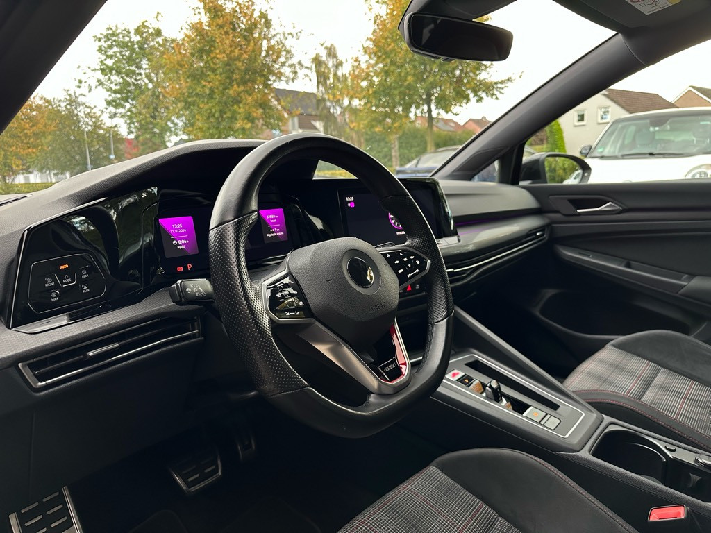 Volkswagen Golf 2.0 tsi gti // dealeronderhouden // nieuwstaat //