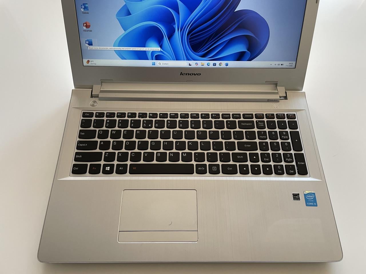 Laptop met SSD en Verlicht Toetsenbord