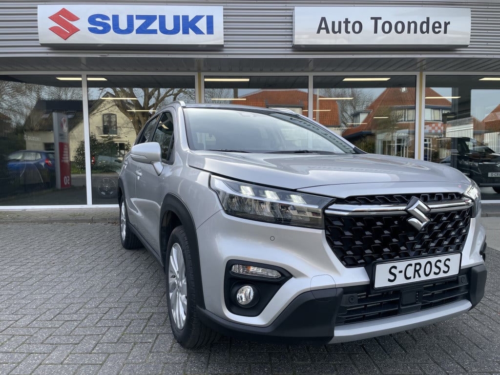 Suzuki Sx4 S-cross 1.4 boosterjet select smart hybrid