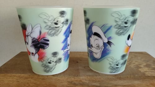 Mc Donalds Happy Meal 2006 set v 2 Disney hologram bekers