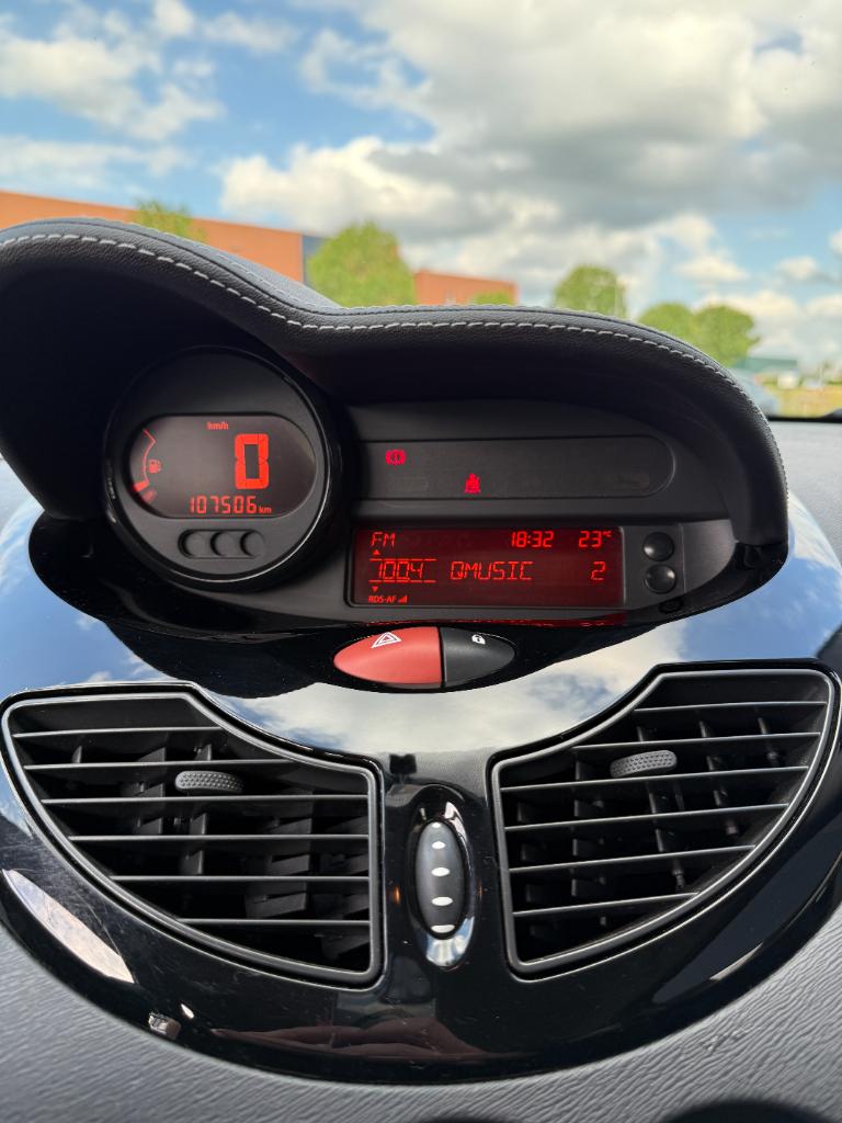 Renault Twingo 1.2-16v night & day - airco - nieuwe distributie