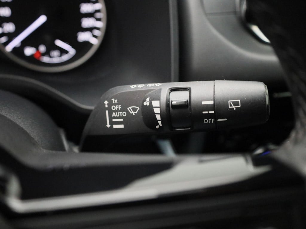 Nissan Qashqai 1.3 mhev business access | apple carplay / android auto | ca